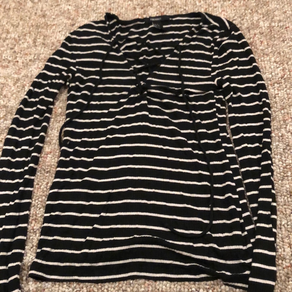 long sleeve cute lace up shirt